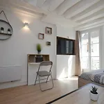 Le Petit France - Hyper Centre De Fontainebleau - Proche Insead